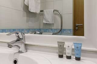 Гостиница Максима Славия Москва Апартаменты (Apartments)-6